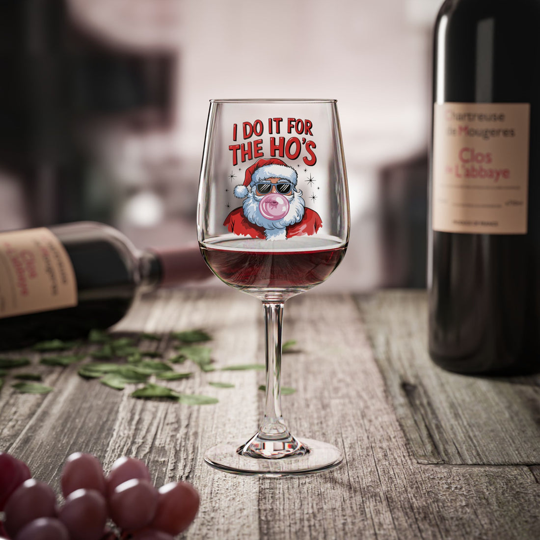 Funny Santa Wine Glass - 12oz | Holiday Party &amp; Christmas Gifts | &quot;I Do It for the Ho&